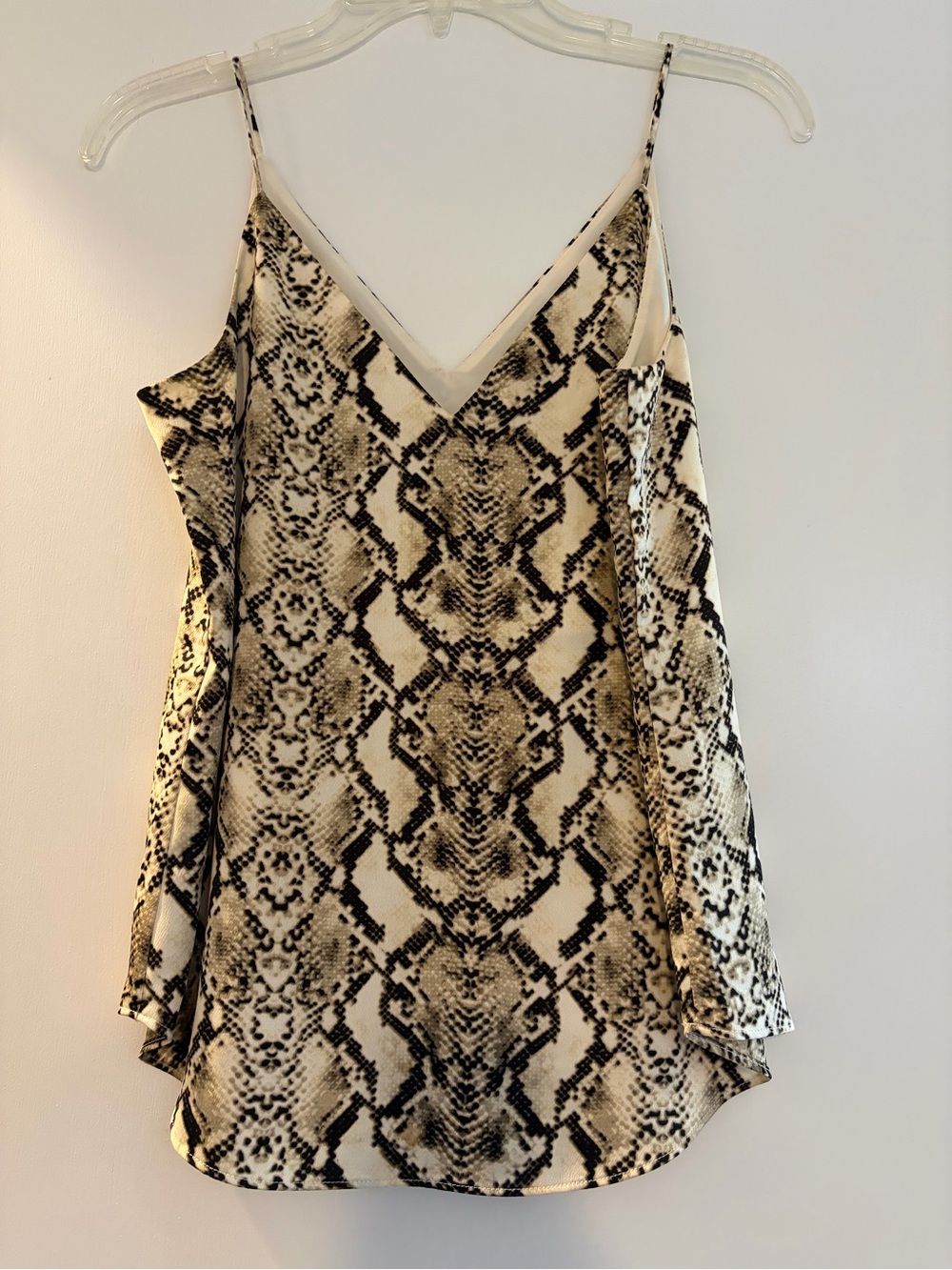 Express Snake-Print Spaghetti Strap V-Neck Tank Top - Neutral/Black